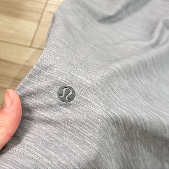 Lululemon Men’s T.H.E. Short Athletic Shorts *Linerless 9" - Picture 3 of 7